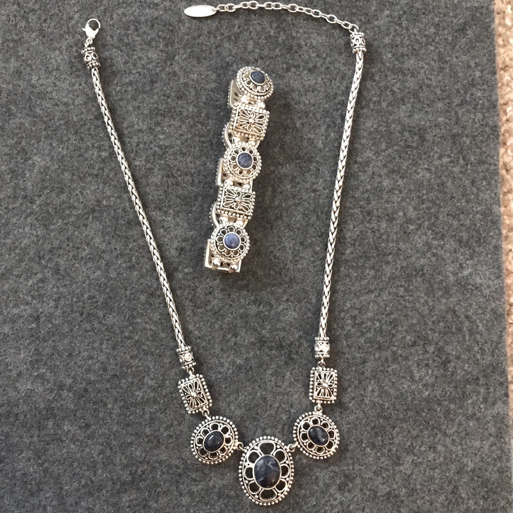 Talbots Necklace and Bracelet Set